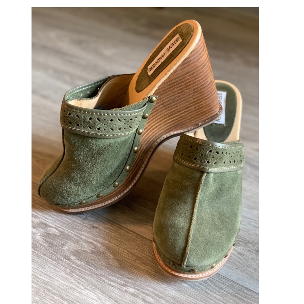Steve Madden Wedge Heels size 10M